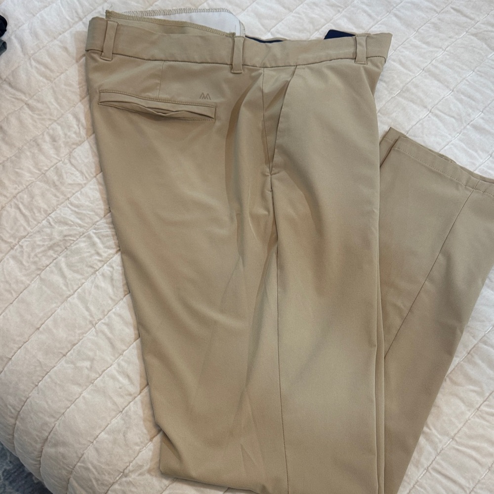 Mizzen+Main Khaki Chinos